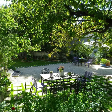 Sunshine Guest house *